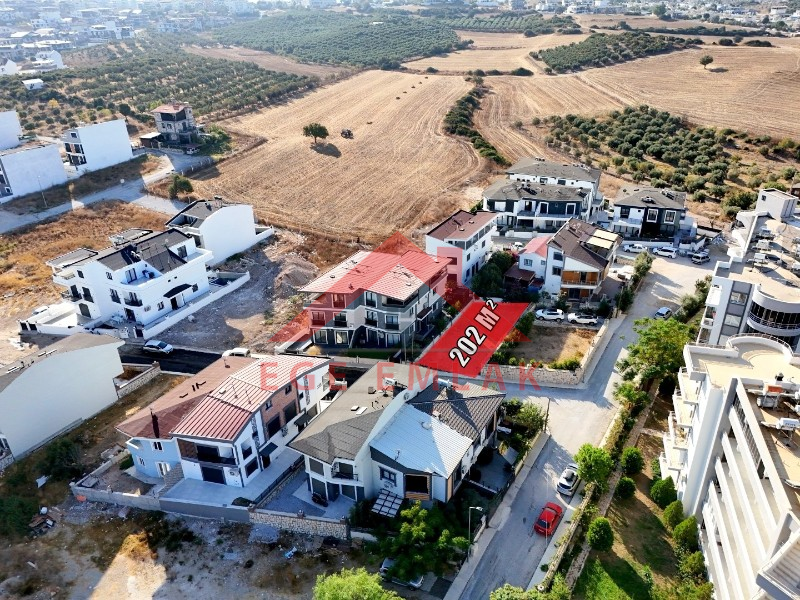 Didim'de Satılık 2 Villalık Arsa