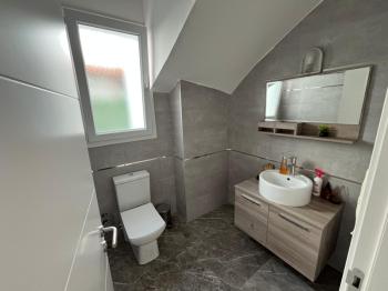 GÖNYELİDE SATILIK  İKİZ DUBLEKS EŞYASIZ  EV