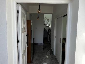 GÖNYELİDE SATILIK  İKİZ DUBLEKS EŞYASIZ  EV