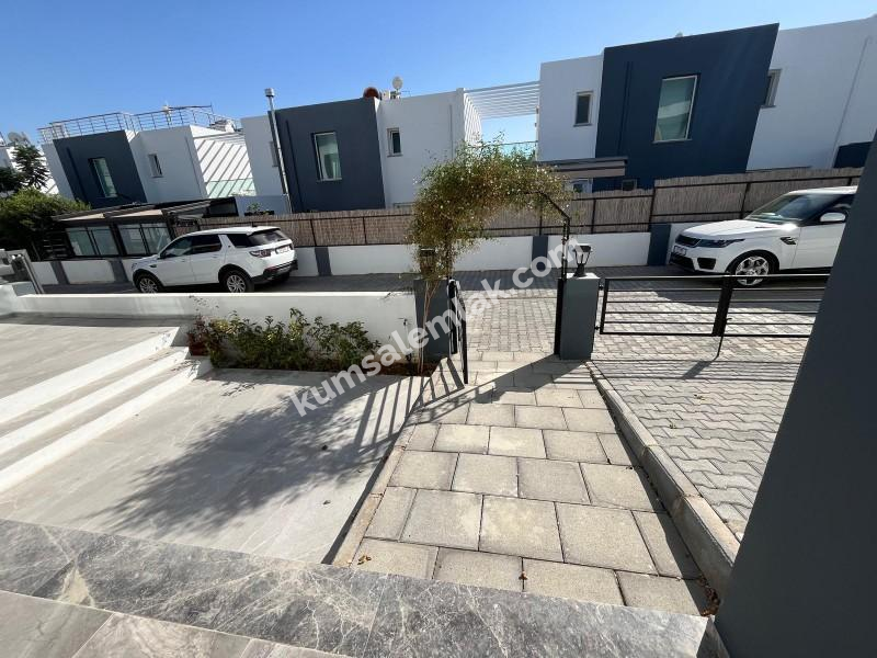 GÖNYELİDE SATILIK  İKİZ DUBLEKS EŞYASIZ  EV