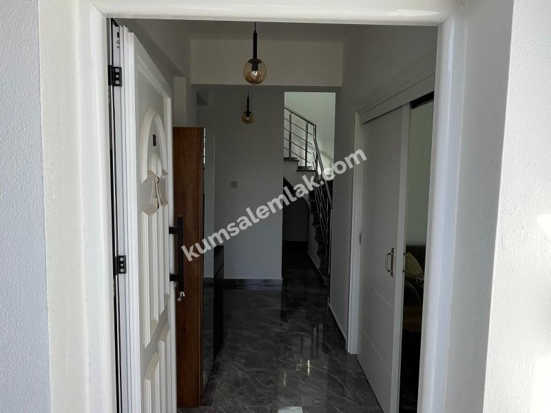 GÖNYELİDE SATILIK  İKİZ DUBLEKS EŞYASIZ  EV