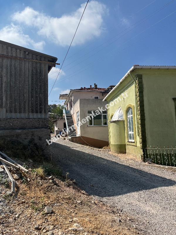 Balıkesir Gönen Merkeze Yakın Köy Evi