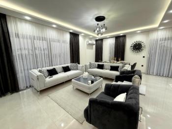 Didim'de Köşe Parselde Satılık Villa