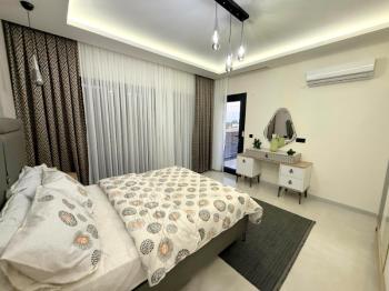 Didim'de Köşe Parselde Satılık Villa