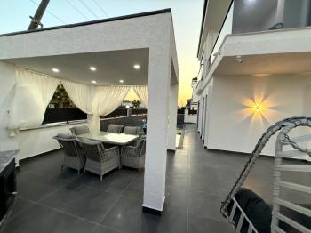 Didim'de Köşe Parselde Satılık Villa