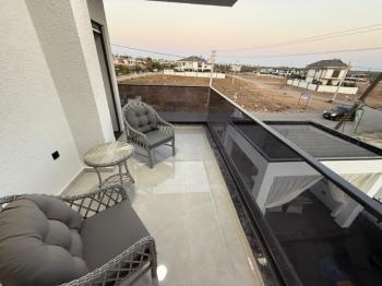 Didim'de Köşe Parselde Satılık Villa