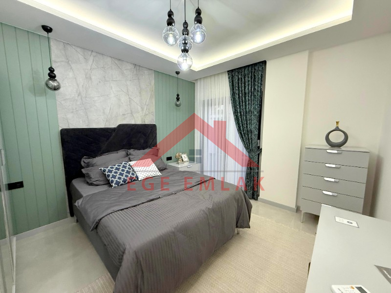 Didim'de Köşe Parselde Satılık Villa