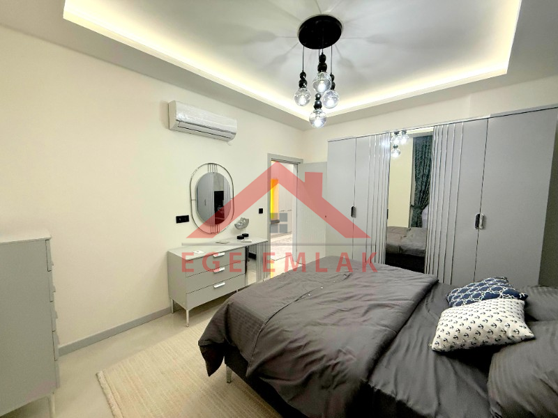 Didim'de Köşe Parselde Satılık Villa