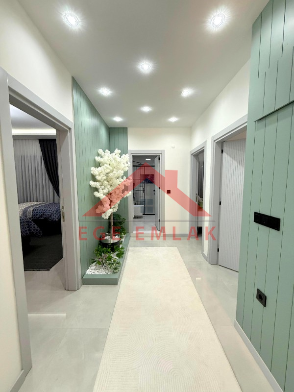 Didim'de Köşe Parselde Satılık Villa