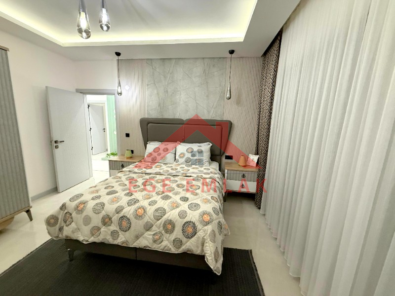 Didim'de Köşe Parselde Satılık Villa