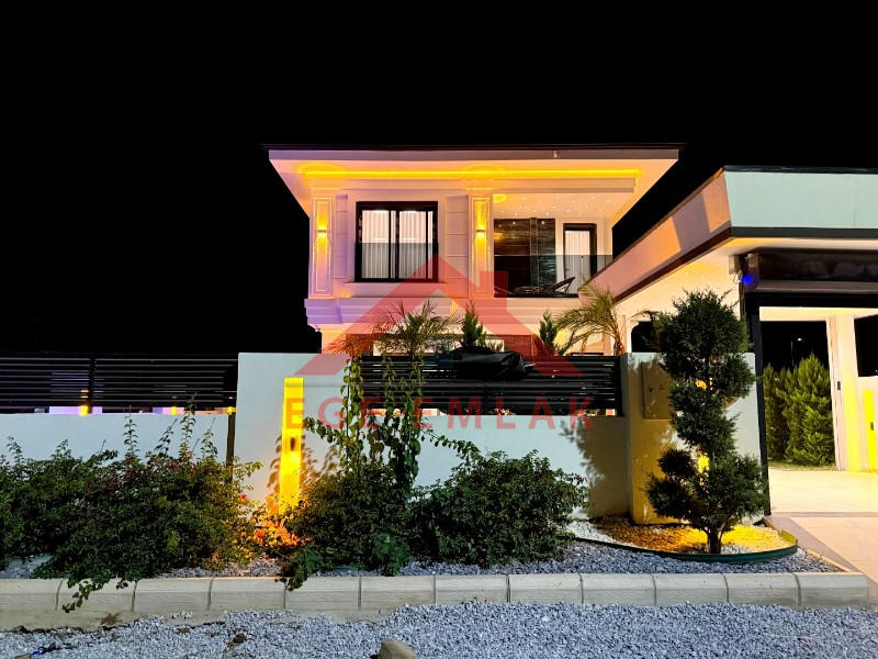 Didim'de Satılık 3+1 Yazlık Villa
