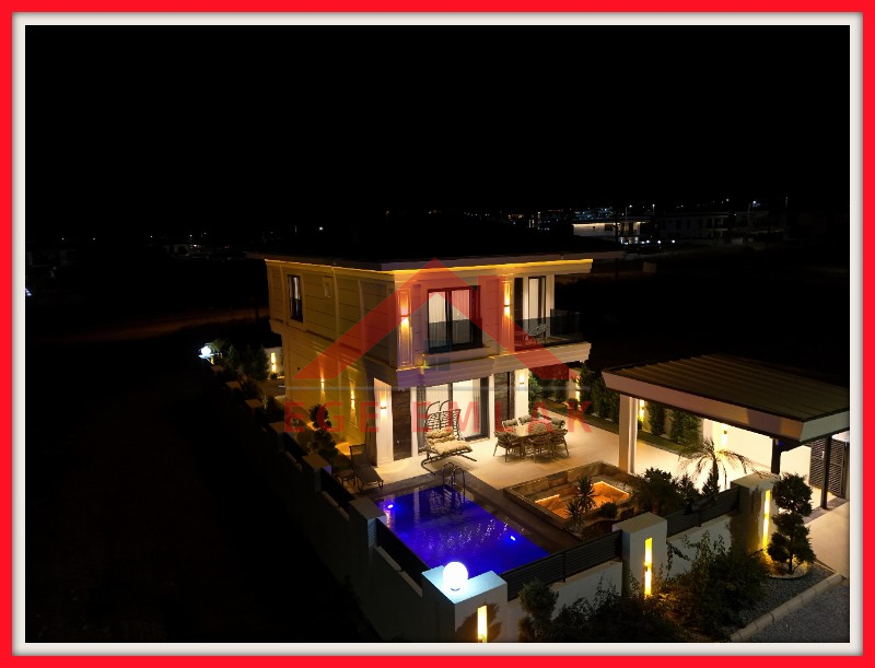 Didim'de Satılık 3+1 Yazlık Villa