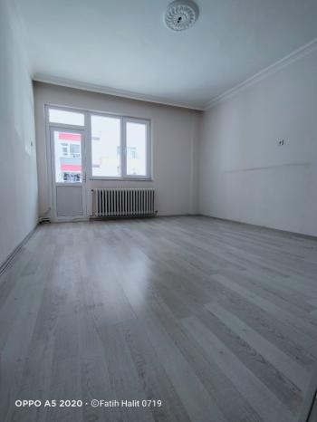 GÜVENAY - ÇORUM MİMAR SİNAN MAHALLESİ 3+1 SATILIK DAİRE 