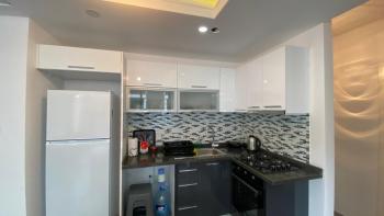 Kıbrıs Girne Lapta Bölgesinde Havuzlu Site İçinde Satılık 1+1 Zemin Kat Daire