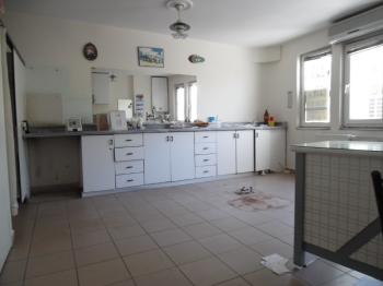 ÇORLUDA BELEDİYE BİNASINA CEPHELİ YATIRIMCIYA SATILIK BÜRO 