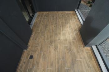 ASLAN'DAN MEZİTLİ'DE SİTE İÇİ EBEVEYN BANYOLU SIFIR 2+1