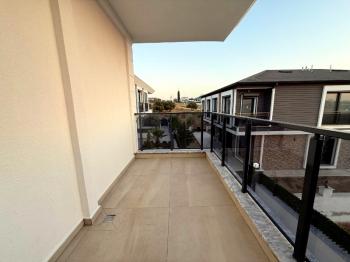 Didim'de Daire Parasına Satılık Villa