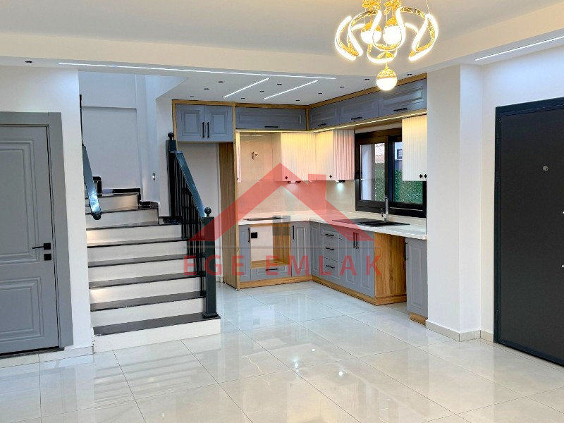 Didim'de Daire Parasına Satılık Villa