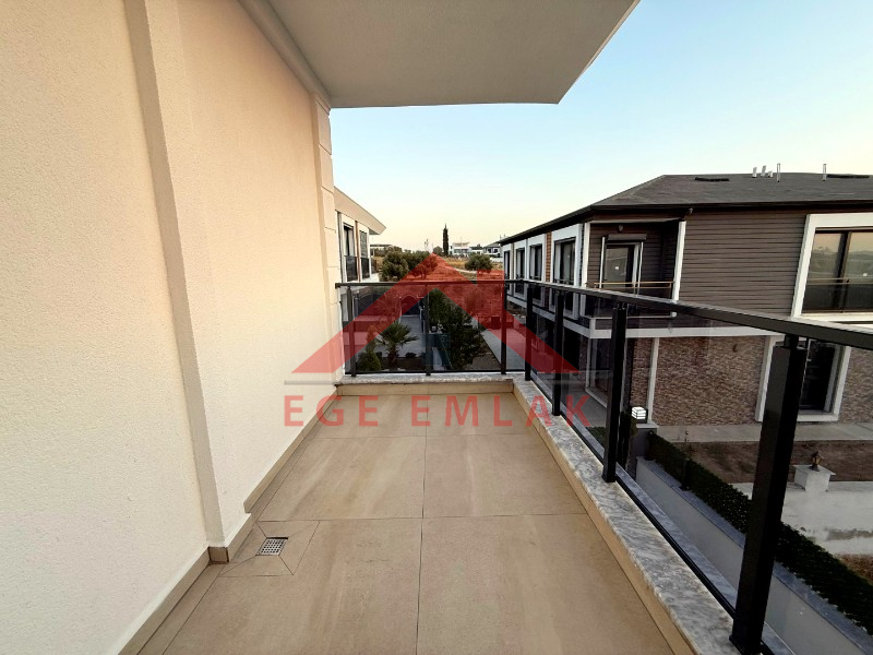 Didim'de Daire Parasına Satılık Villa