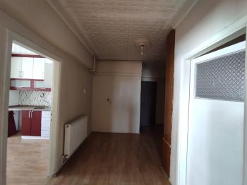 GÜVENAY -  ÇORUM GÜLABİBEY VATAN CADDESİ ÜZERİ 2+1 SATILIK DAİRE