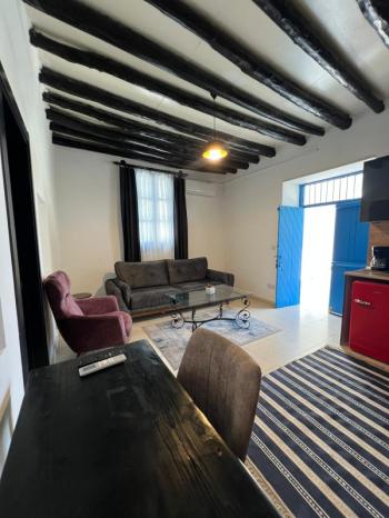 GİRNE LAPTA'DA GÜNLÜK KİRALIK 1+1 DAİRE