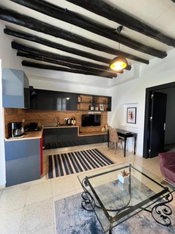 GİRNE LAPTA'DA GÜNLÜK KİRALIK 1+1 DAİRE