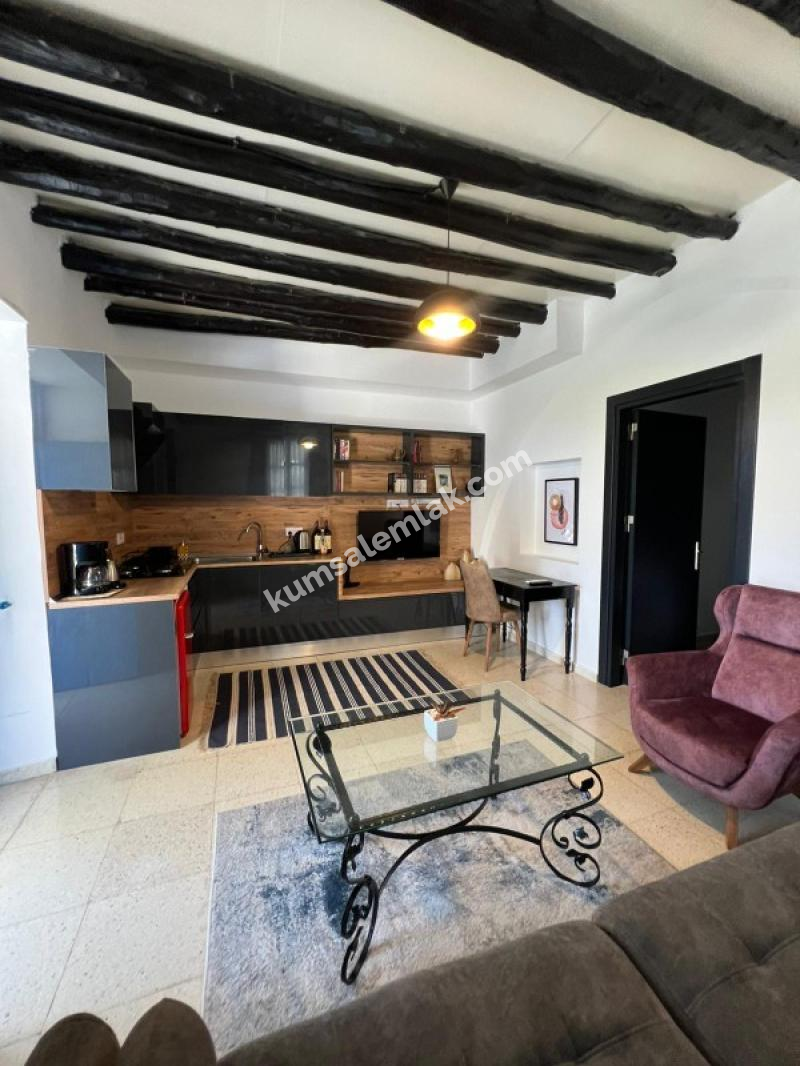 GİRNE LAPTA'DA GÜNLÜK KİRALIK 1+1 DAİRE