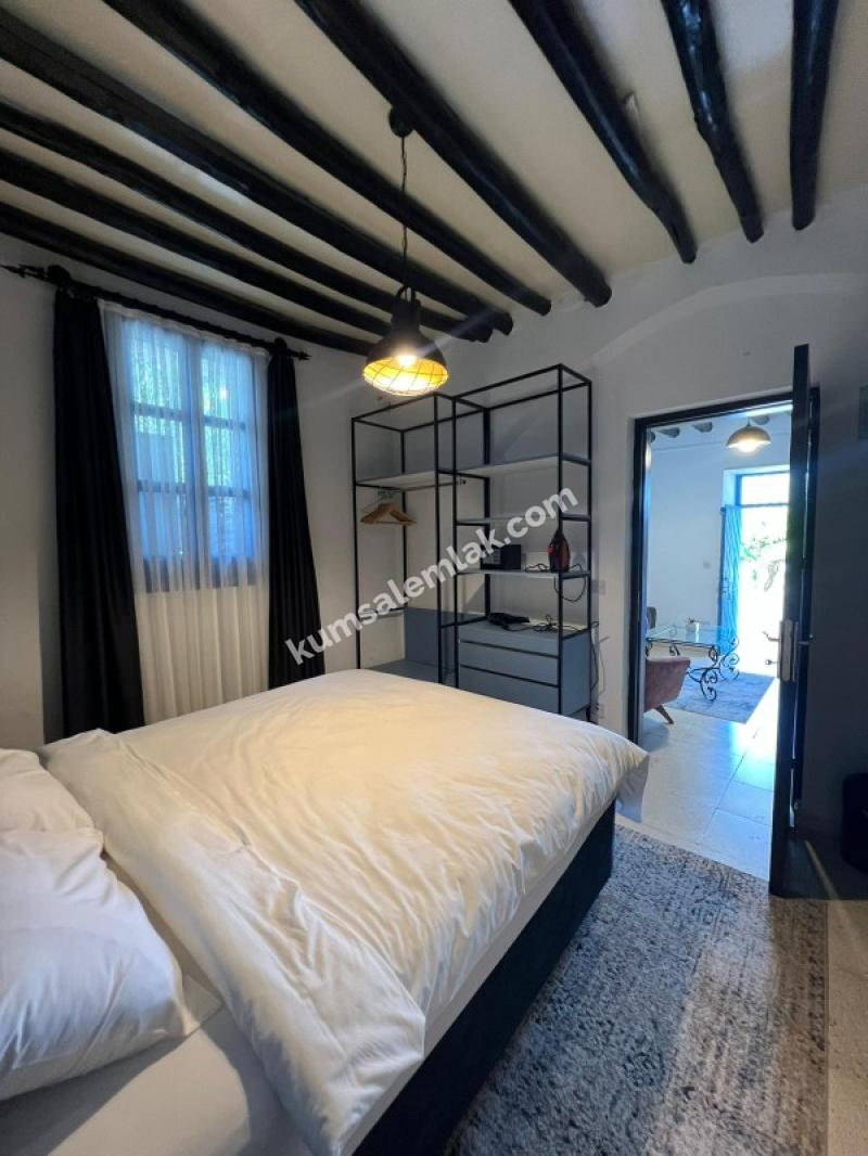 GİRNE LAPTA'DA GÜNLÜK KİRALIK 1+1 DAİRE