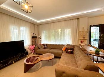 Didim'de Liman Yoluna 200 Metre Mesafede Satılık Villa