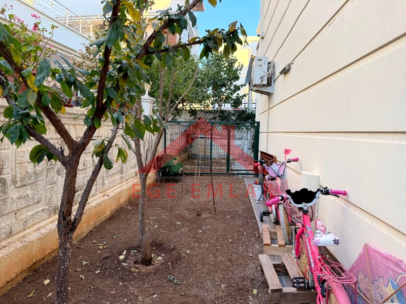 Didim'de Liman Yoluna 200 Metre Mesafede Satılık Villa