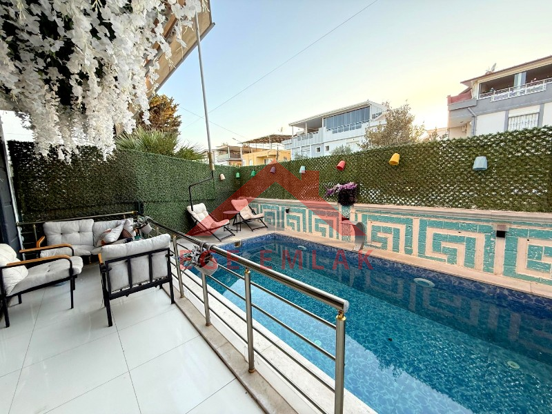 Didim'de Liman Yoluna 200 Metre Mesafede Satılık Villa