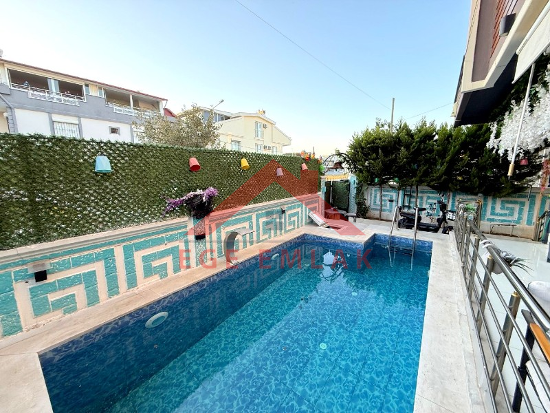 Didim'de Liman Yoluna 200 Metre Mesafede Satılık Villa