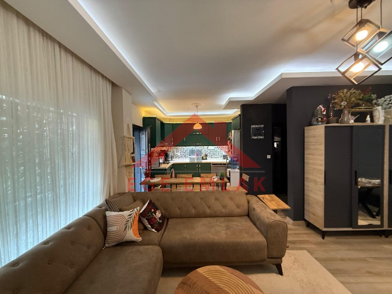 Didim'de Liman Yoluna 200 Metre Mesafede Satılık Villa