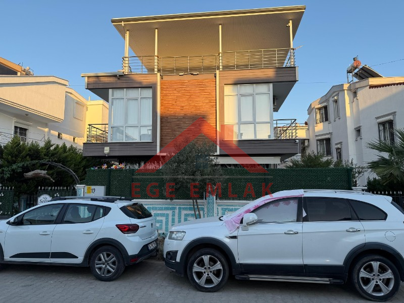 Didim'de Liman Yoluna 200 Metre Mesafede Satılık Villa