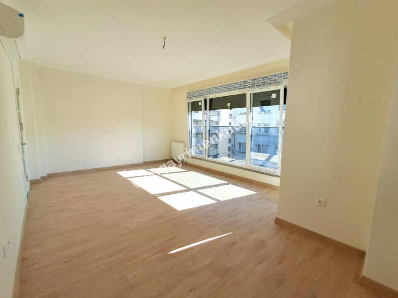 GÖZTEPE TANZİMAT SOK.TA SIFIR BİNADA 2+1 BALKONLU SATILIK DAİRE