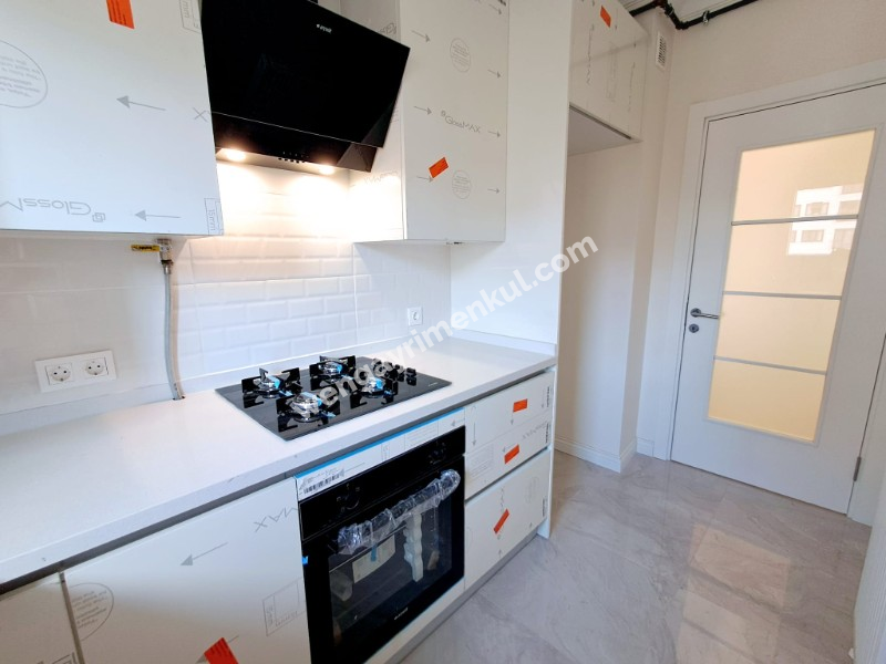 GÖZTEPE TANZİMAT SOK.TA SIFIR BİNADA 2+1 BALKONLU SATILIK DAİRE