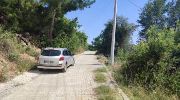 ANAMUR BOZDOĞAN KÖYÜNDE YATIRIMLIK TARLA