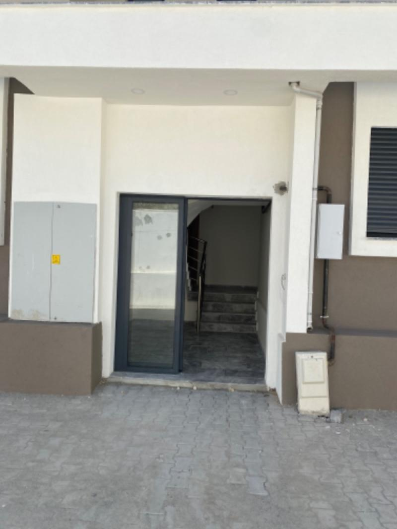 KUŞADASI Kadınlar Plajı'na çok yakın Sıfır 2+1 Daire 