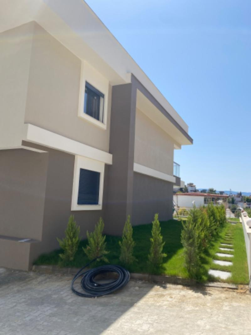 KUŞADASI Kadınlar Plajı'na çok yakın Sıfır 2+1 Daire 