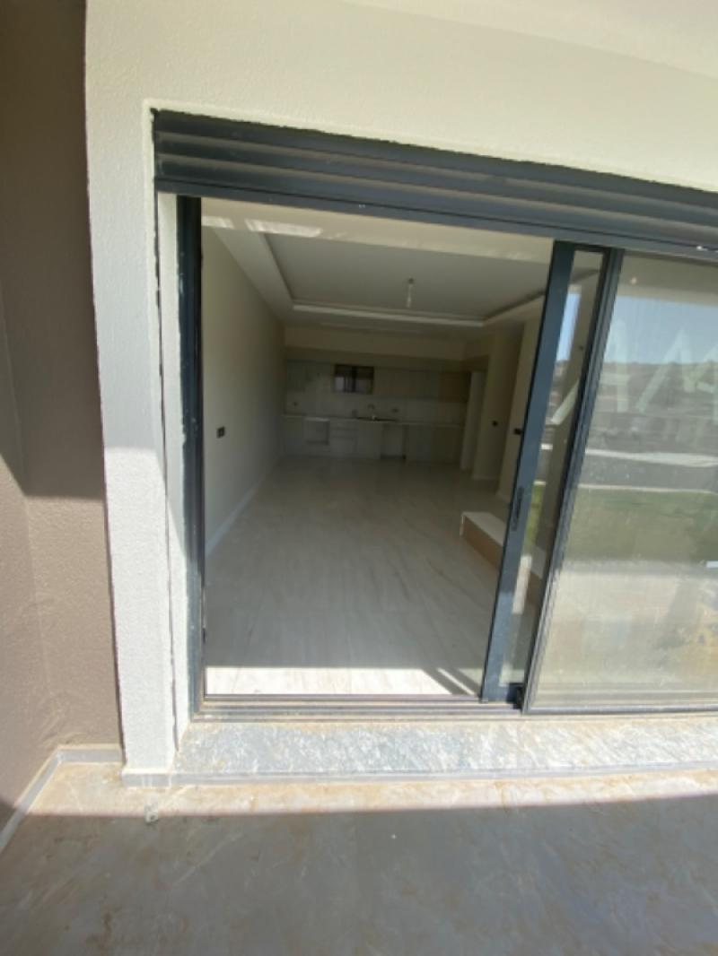 KUŞADASI Kadınlar Plajı'na çok yakın Sıfır 2+1 Daire 