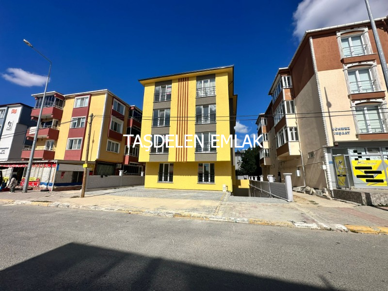 KEMALPAŞA MAHALLESİNDE SATILIK DAİRE