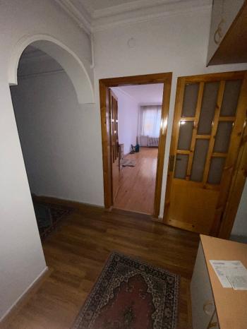 GÜVENAY - ÇORUM BUHARAEVLER MAH. PERŞEMBE PAZARI YAKINI KİRALIK EŞYALI DAİRE