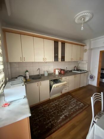 GÜVENAY - ÇORUM BUHARAEVLER MAH. PERŞEMBE PAZARI YAKINI KİRALIK EŞYALI DAİRE