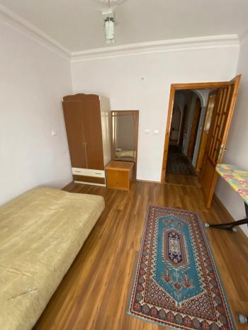 GÜVENAY - ÇORUM BUHARAEVLER MAH. PERŞEMBE PAZARI YAKINI KİRALIK EŞYALI DAİRE