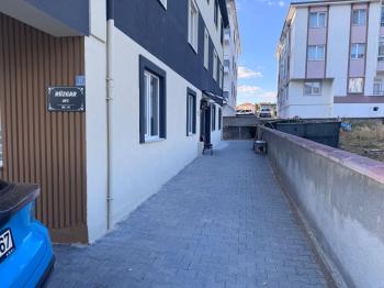 GÜVENAY - ÇORUM BAHÇELİEVLER BAHAR 1.CADDESİ ÜZERİ SATILIK 3+1 DAİRE