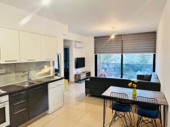 Kıbrıs Girne Merkez Satılık 2+1 Ofis