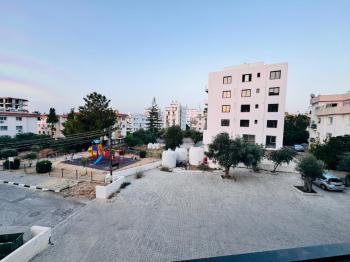 Kıbrıs Girne Merkez Satılık 2+1 Ofis