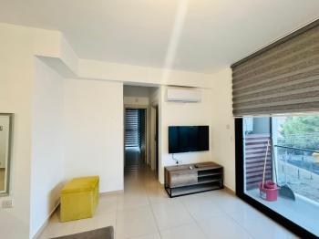 Kıbrıs Girne Merkez Satılık 2+1 Ofis