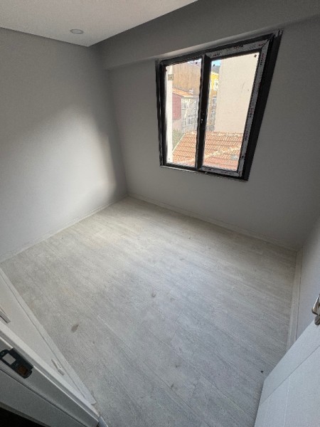 Akşemsettin Metro'ya 5 Dk 3+1 Arakat Sıfır Satılık Daire