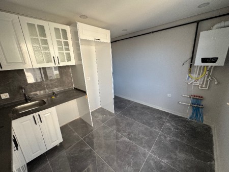 Akşemsettin Metro'ya 5 Dk 3+1 Arakat Sıfır Satılık Daire